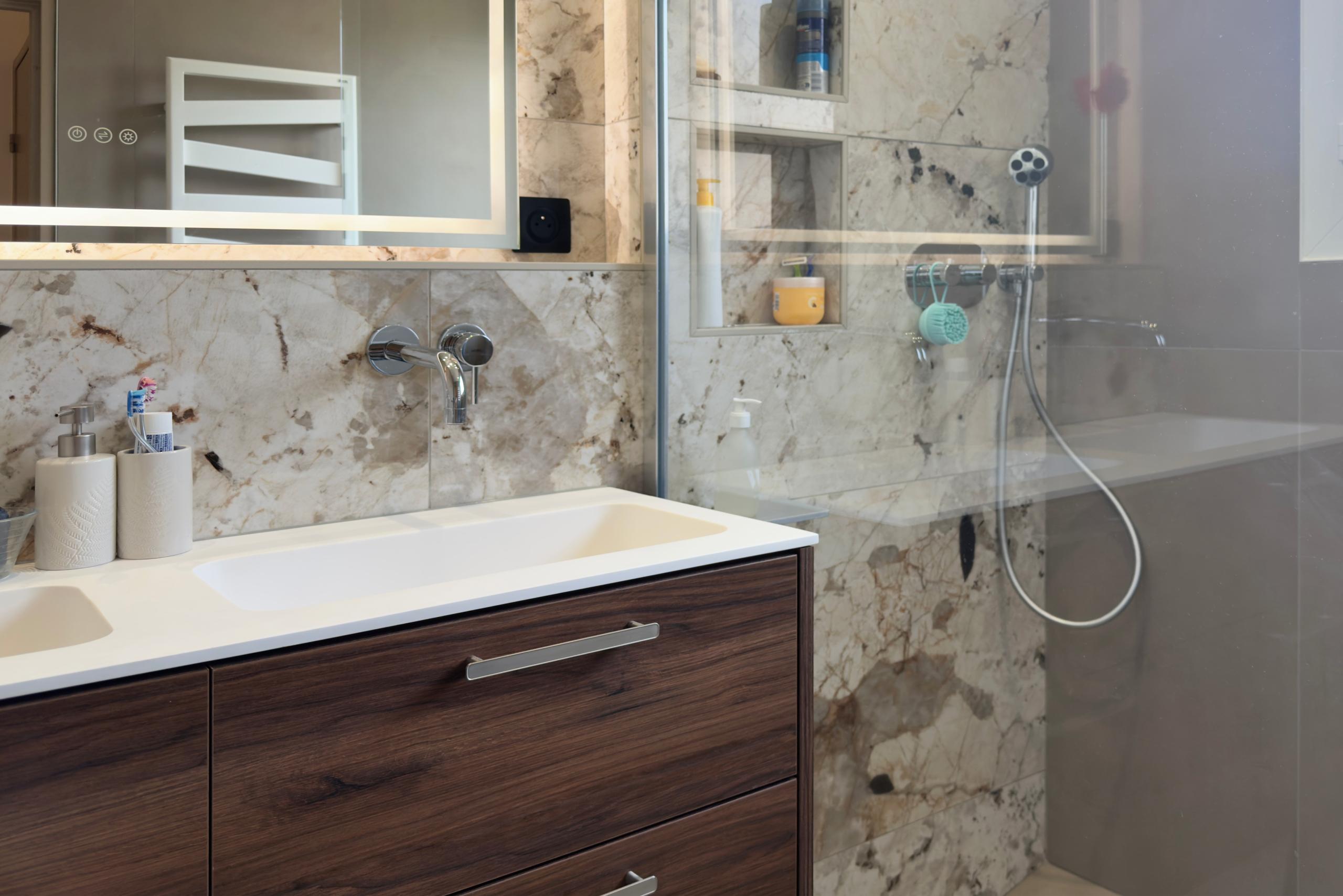 salle de bain contemporaine